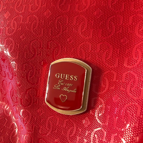 Guess Frosted Pink Bag with Flower Lock Heart Charm - Picture 2 of 7